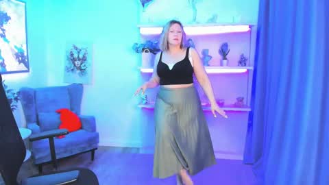 ninastarle online show from 05.18.26