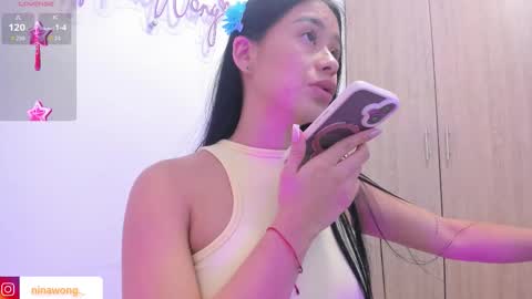 Snapshot of ninawong_ chatting on 02.03.26 Nina online show from 02.03.26