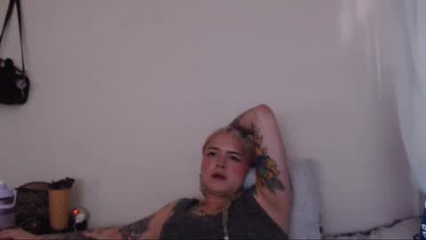 Snapshot of ninaxxstorm chatting on 12.12.24 Nina online show from 12.12.24