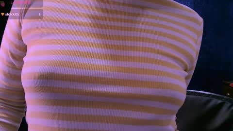 Snapshot of ninayellow chatting on 12.05.24 Nina online show from 12.05.24