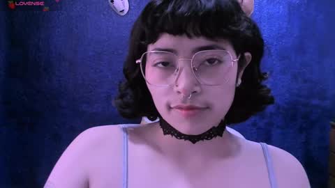 Snapshot of ninayellow chatting on 02.27.25 Nina online show from 02.27.25