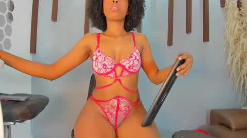 nini_beyker online show from 09.28.25