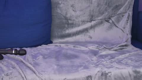 Nina online show from 04.30.26
