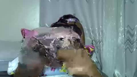 nino_ivy online show from 11.17.25