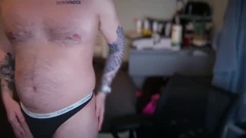 Snapshot of ninvax chatting on 04.09.26 ninvax online show from 04.09.26