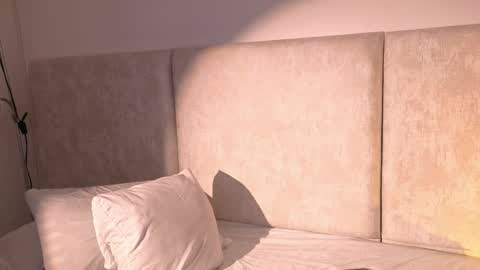 nioki_ online show from 05.01.26