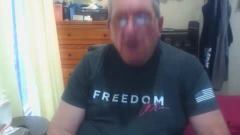 Snapshot of nionios67 chatting on 10.30.25 Dennis online show from 10.30.25