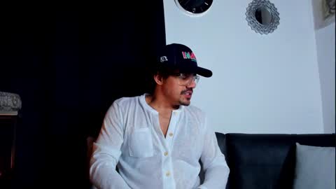 Snapshot of nipsfetich chatting on 02.06.25 Steven online show from 02.06.25