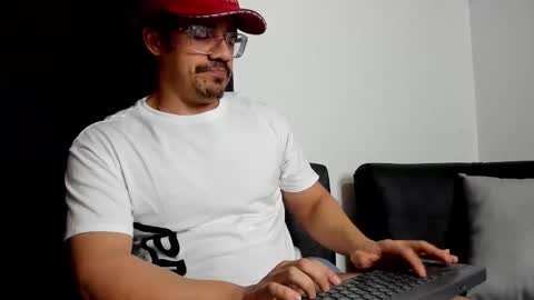 Snapshot of nipsfetich chatting on 02.23.25 Steven online show from 02.23.25