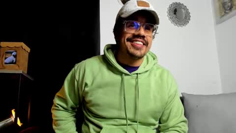 Snapshot of nipsfetich chatting on 03.01.25 Steven online show from 03.01.25