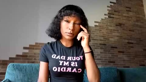 NIVIA WOLFE online show from 05.01.26