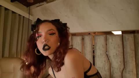 Nixx  online show from 11.20.25