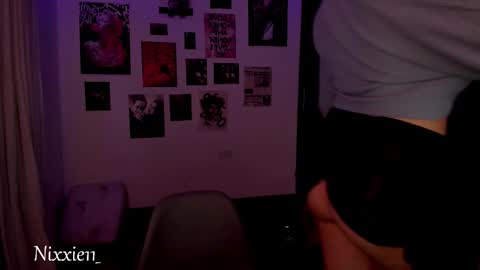 Nixxie  online show from 03.12.26