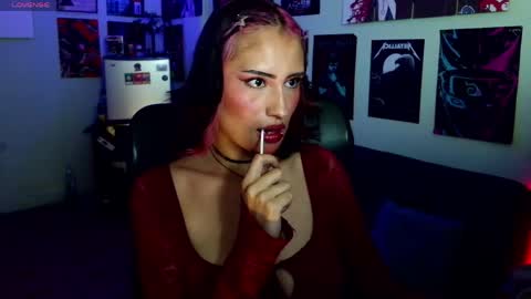 Nixxie  online show from 05.14.26