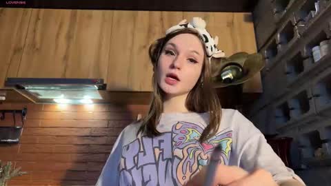 Snapshot of nloraaa chatting on 02.08.26 Tears Lora online show from 02.08.26