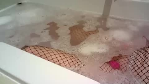 Snapshot of nmc4u chatting on 02.12.25 Will online show from 02.12.25