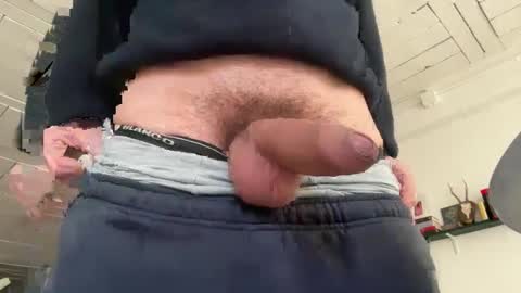 Snapshot of nnatural94 chatting on 01.22.25 nnatural94 online show from 01.22.25