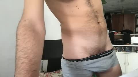 Snapshot of nnatural94 chatting on 09.29.25 nnatural94 online show from 09.29.25