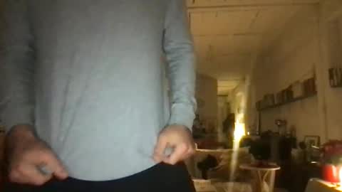 Snapshot of nnatural94 chatting on 12.16.25 nnatural94 online show from 12.16.25