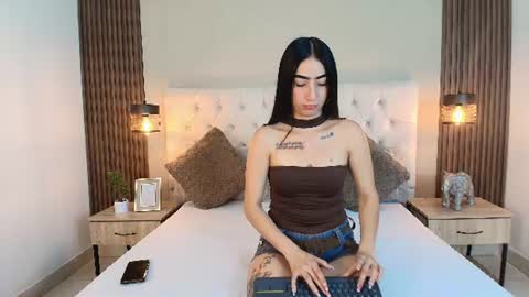 NATHALIA MORENO online show from 06.20.26
