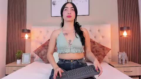 NATHALIA MORENO online show from 08.02.26
