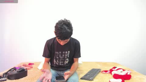 Snapshot of noah1118 chatting on 03.25.26 Noah online show from 03.25.26