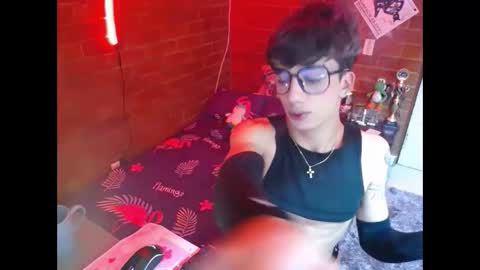 Snapshot of noah420sr chatting on 02.27.25 noah420sr online show from 02.27.25