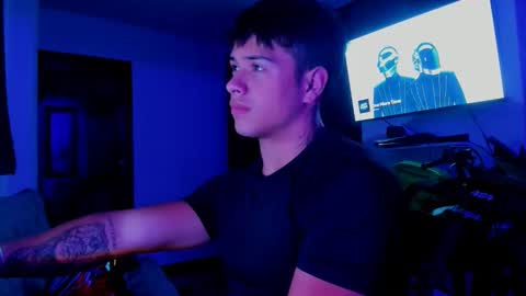 Snapshot of noah_223 chatting on 11.09.25 noah_223 online show from 11.09.25