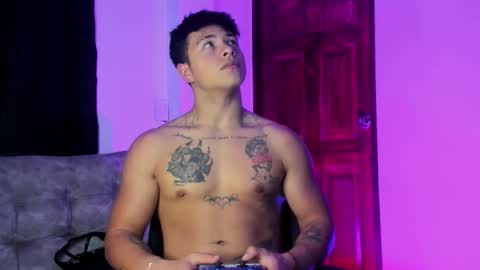 Snapshot of noah_223 chatting on 12.16.25 noah_223 online show from 12.16.25