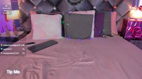 Sara  online show from 12.06.24