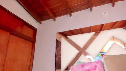 Sara  online show from 03.10.25