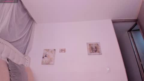 Sara  online show from 09.29.25