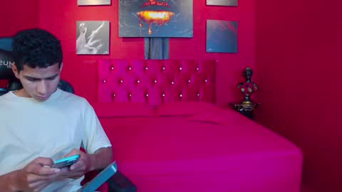 Snapshot of noah_greenhart chatting on 01.11.26 Noah online show from 01.11.26