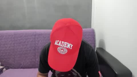 Snapshot of noah_happy07 chatting on 04.06.26 Noah online show from 04.06.26