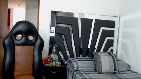 Noah Harris01 online show from 02.21.25