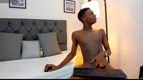 noah_johes online show from 02.26.25