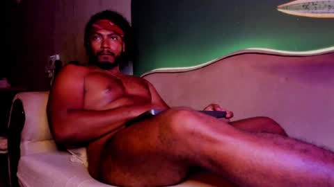 Snapshot of noah_jones__ chatting on 01.16.25 Noah online show from 01.16.25