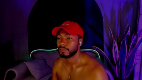 Snapshot of noah_jones__ chatting on 03.12.25 Noah online show from 03.12.25