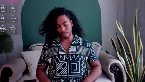 Snapshot of noah_jones__ chatting on 12.03.25 Noah online show from 12.03.25