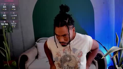 Snapshot of noah_jones__ chatting on 02.10.26 Noah online show from 02.10.26