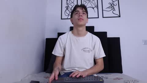 Snapshot of noah_loveboy chatting on 03.30.26 Noah online show from 03.30.26