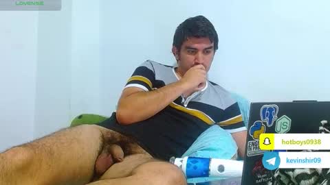 Snapshot of noah_meyer_ chatting on 11.05.25 noah_meyer_ online show from 11.05.25