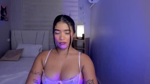Noemy online show from 05.08.26