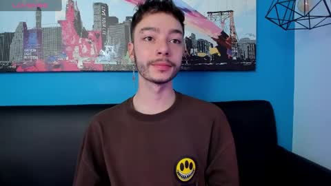 Snapshot of noah_ricci_ chatting on 12.10.24 online show from 12.10.24