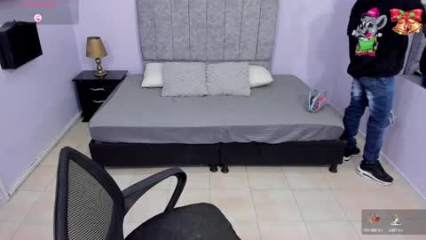 noah_smith04 online show from 01.05.25