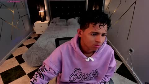 noah_smith04 online show from 01.24.25