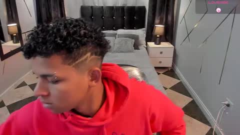 noah_smith04 online show from 03.10.25