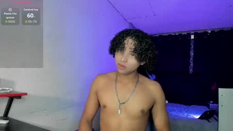 Snapshot of noah_smith04 chatting on 04.09.26 noah_smith04 online show from 04.09.26