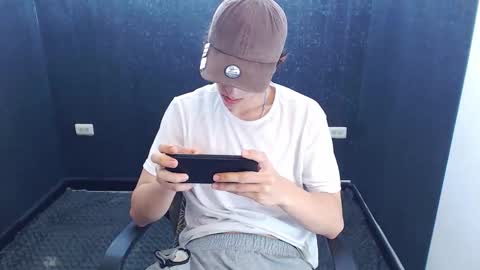 noah_sokolov online show from 11.09.25