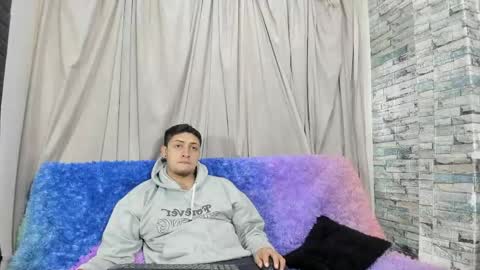 Noahandbunny online show from 05.05.26